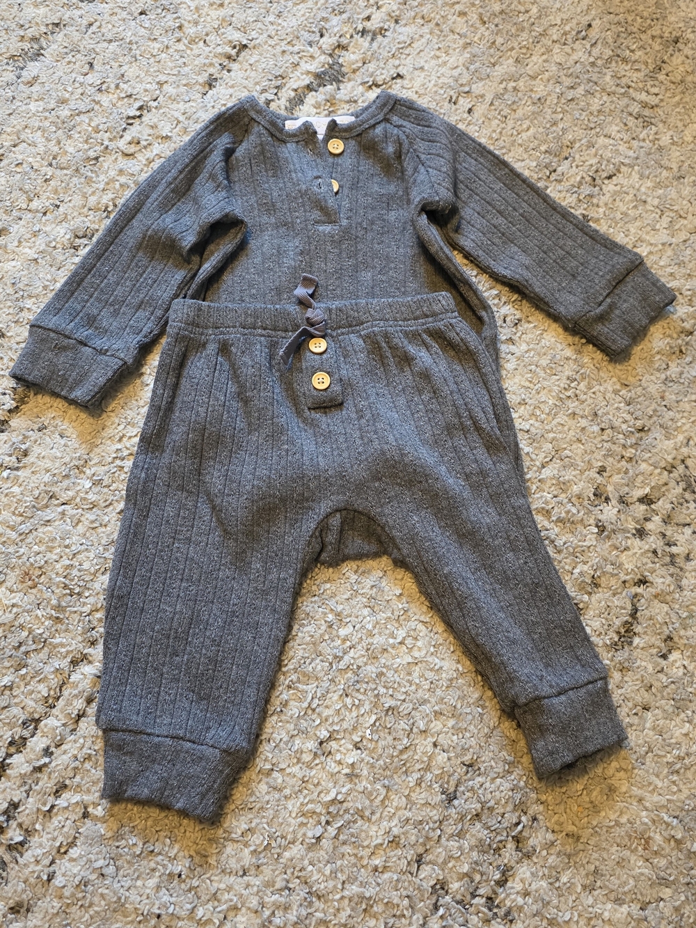 Rachel Zoe Heather Gray Baby Ribbed Knit Set